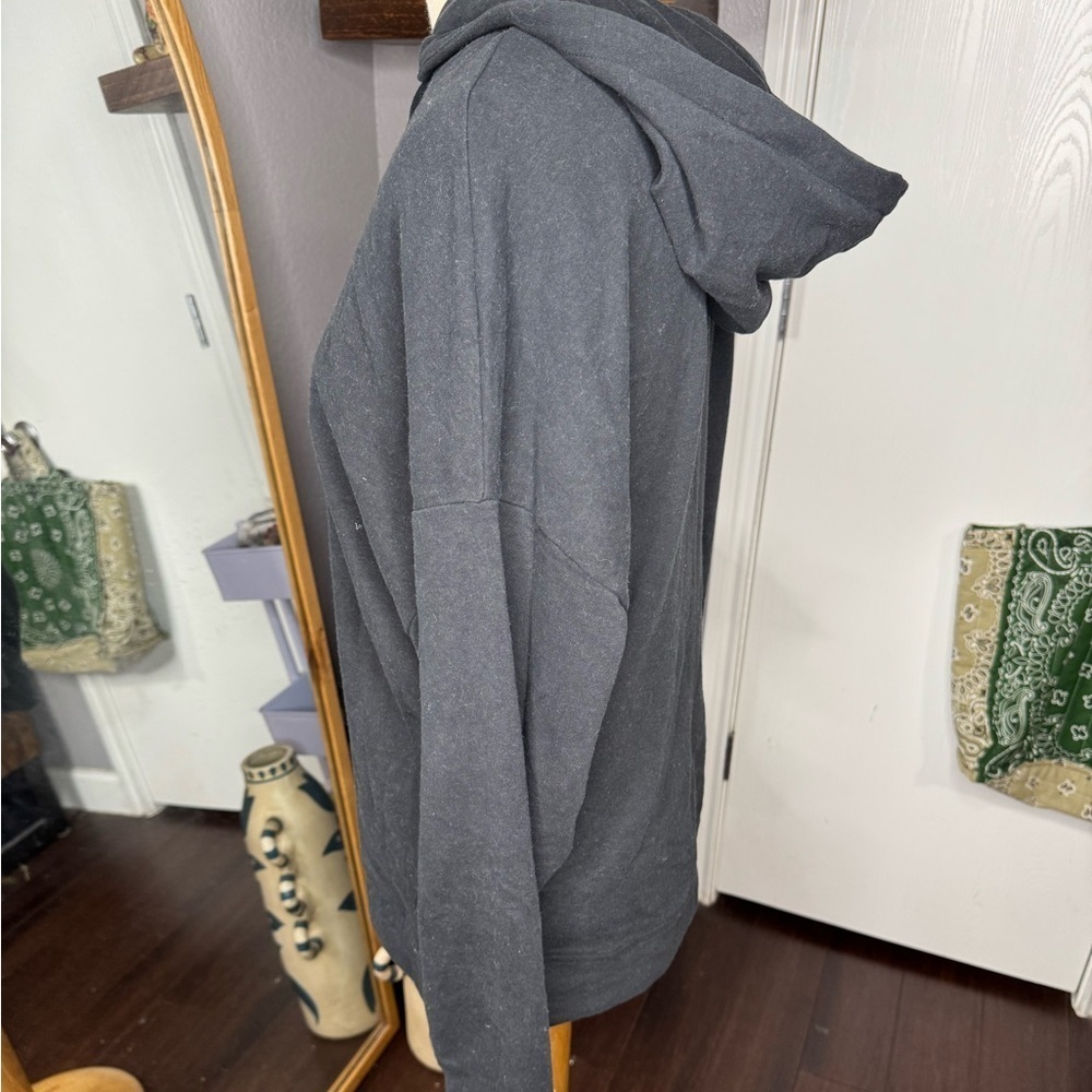 Uggs Black Hoodie - Picture 2 of 6